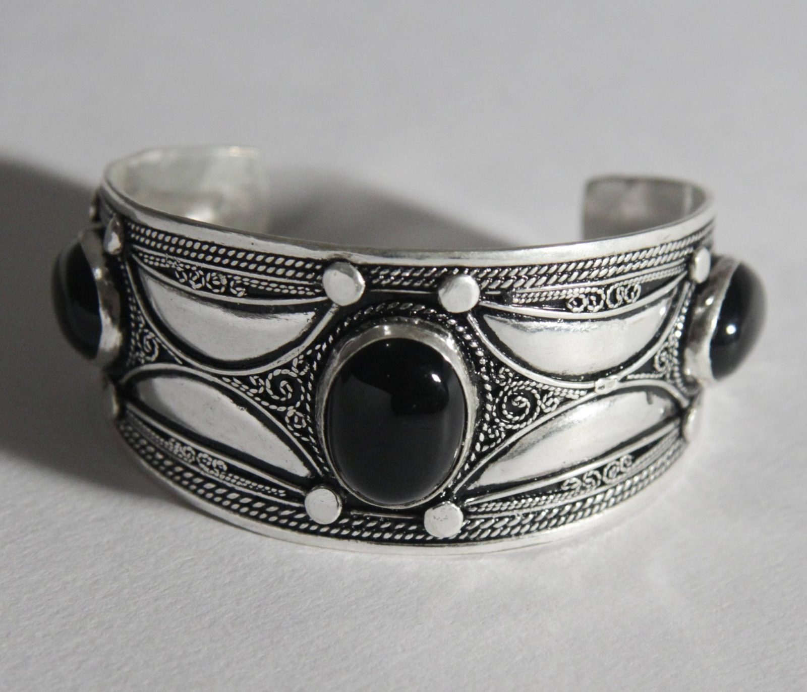 Yadaoui berber antiques BRACELET berber silver algerian cuff tribal